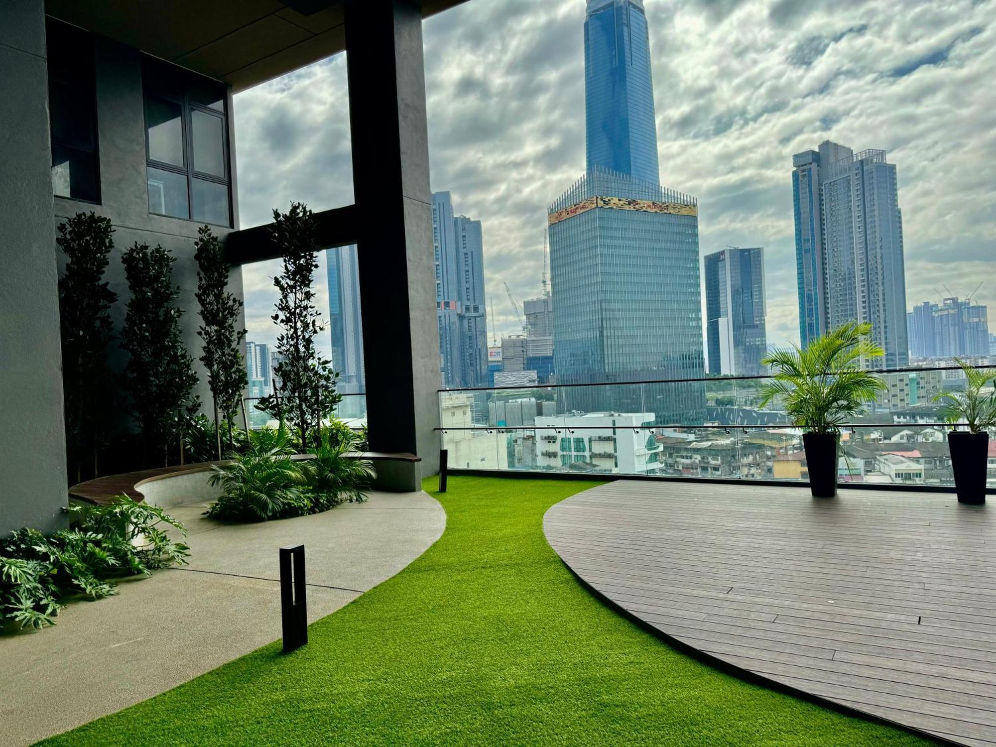 Klcc Suites At Axon By Skypool Kuala Lumpur Bagian luar foto