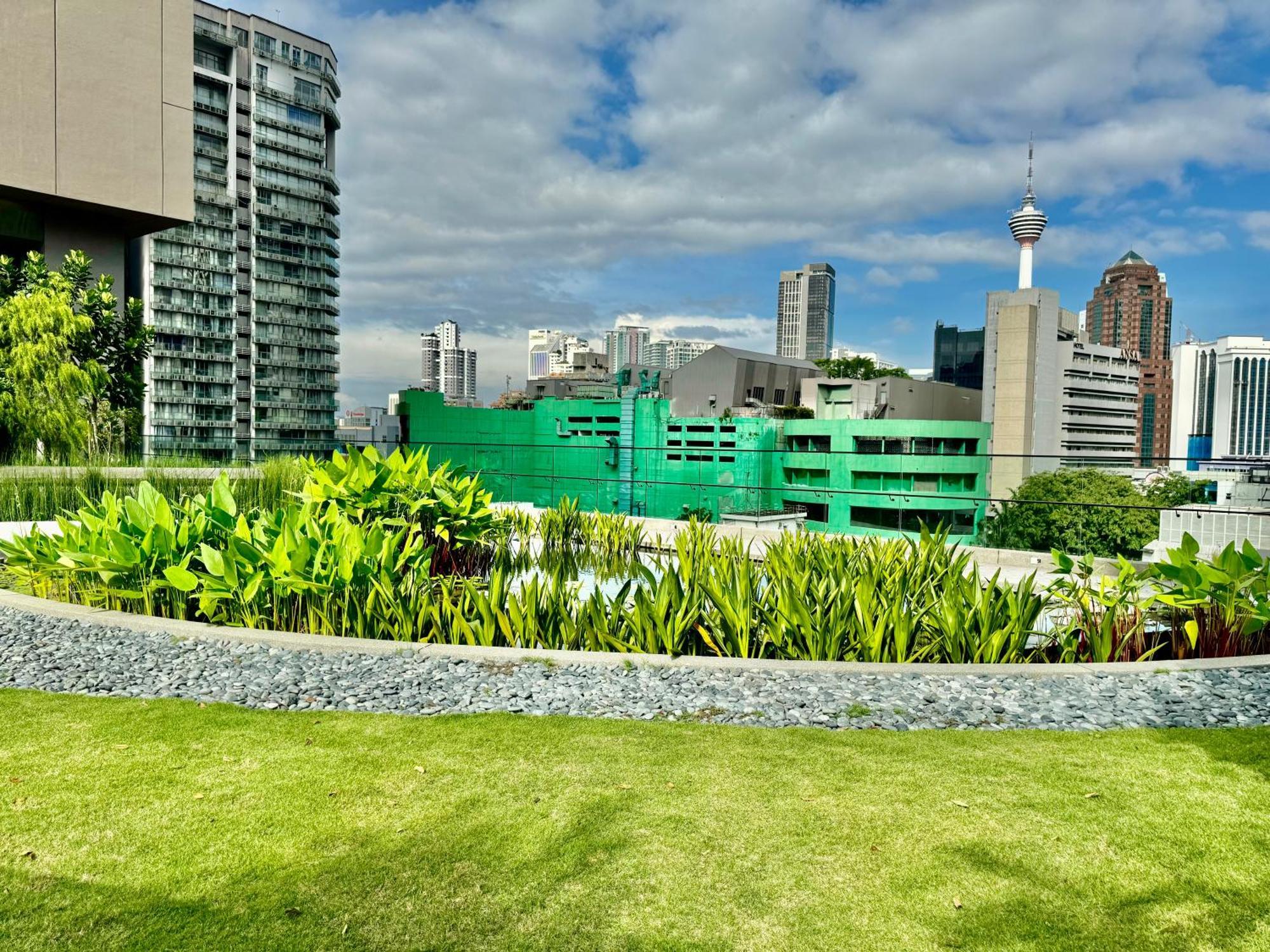 Klcc Suites At Axon By Skypool Kuala Lumpur Bagian luar foto