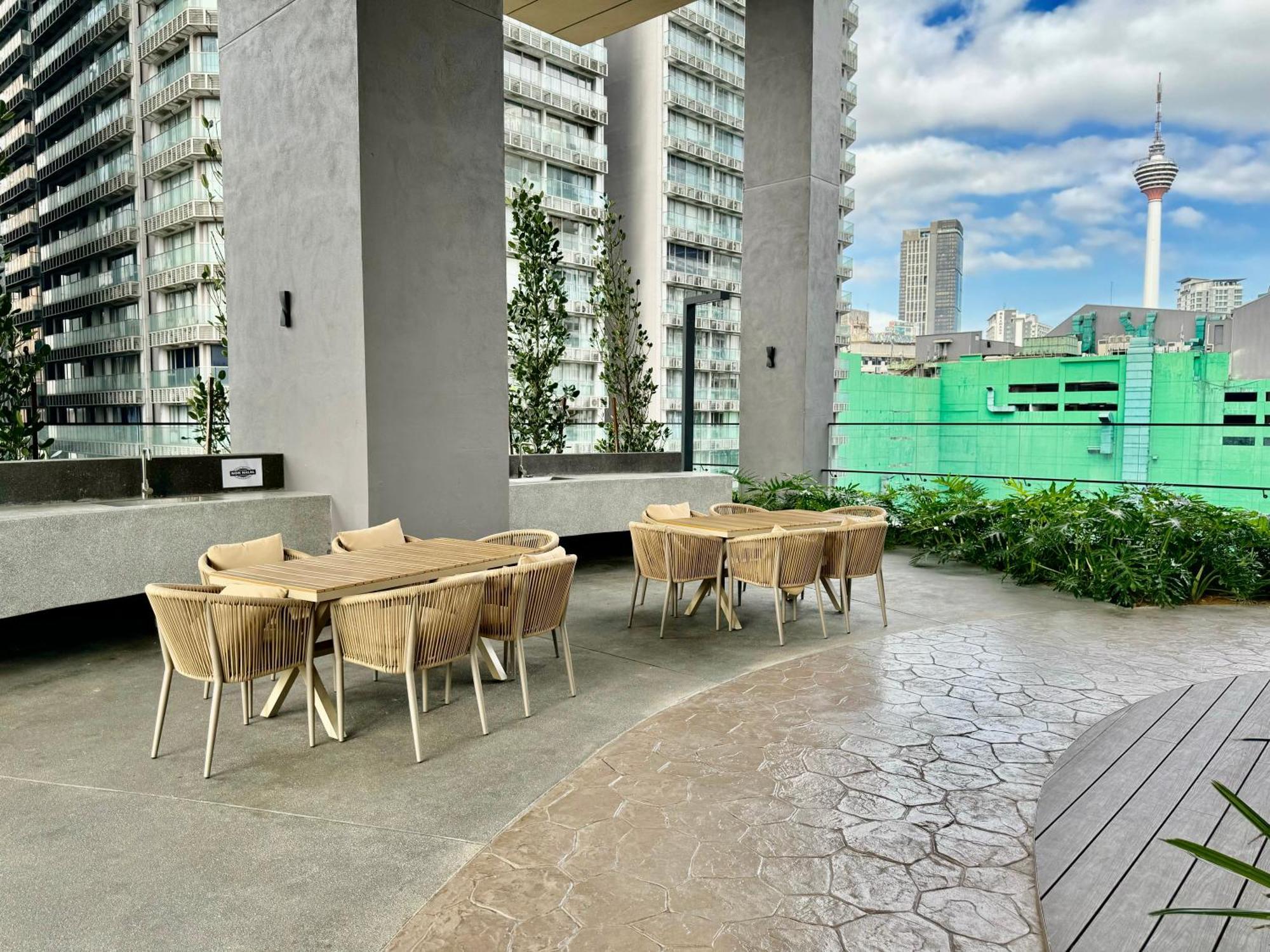 Klcc Suites At Axon By Skypool Kuala Lumpur Bagian luar foto